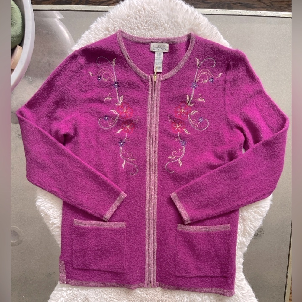 100% Wool Zip Up Floral Grandma Sweater
